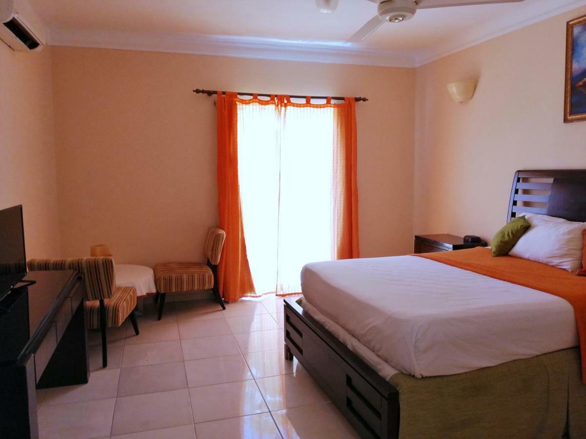 Hotel Dominicana Plus 바바로 외부 사진